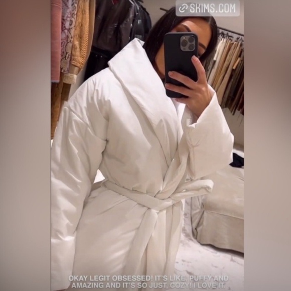 NEW SKIMS Duvet Robe in Marble🤍